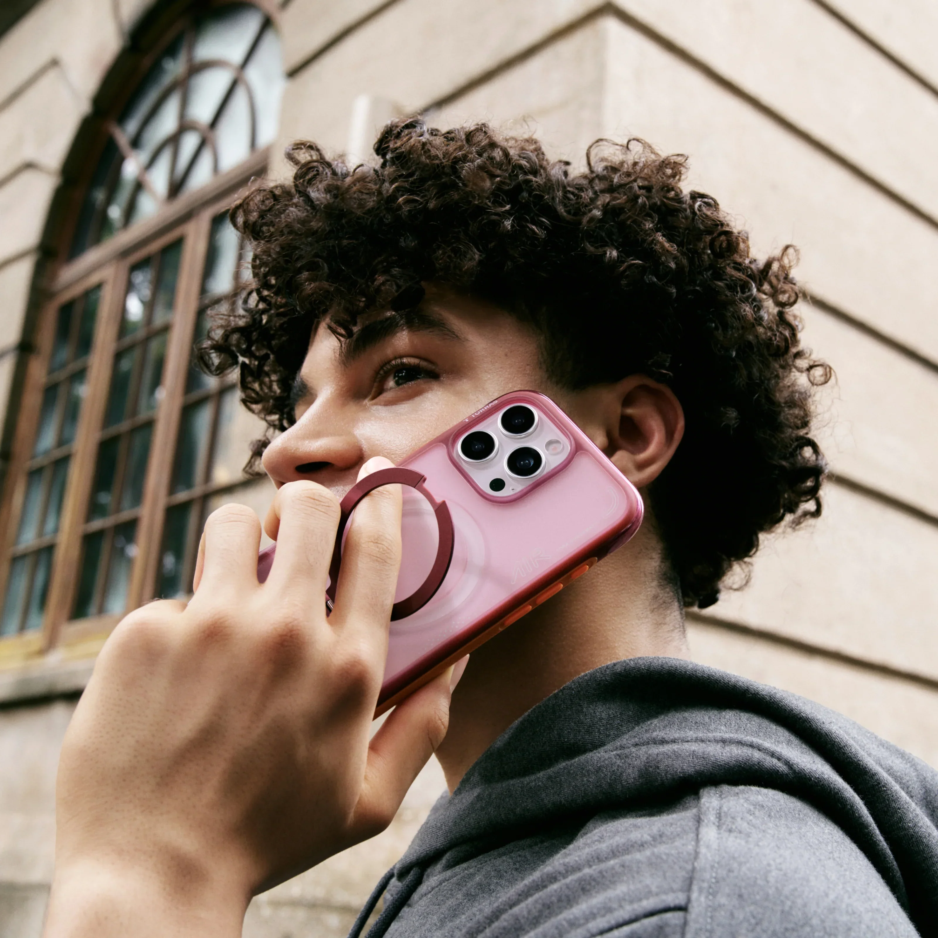 Ostand Q3 Air for iPhone 15 Pro - Image 9