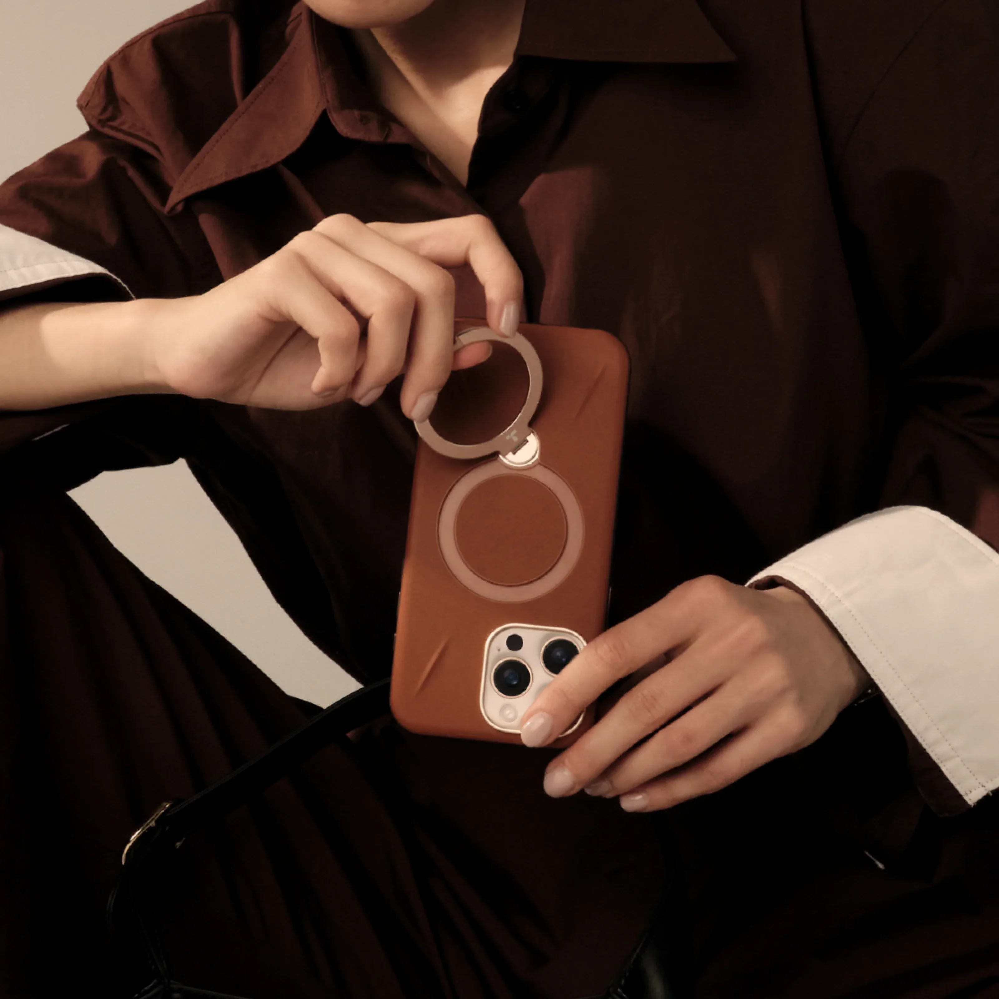 Ostand Q3 VegSkin for iPhone 16 Pro - Image 11