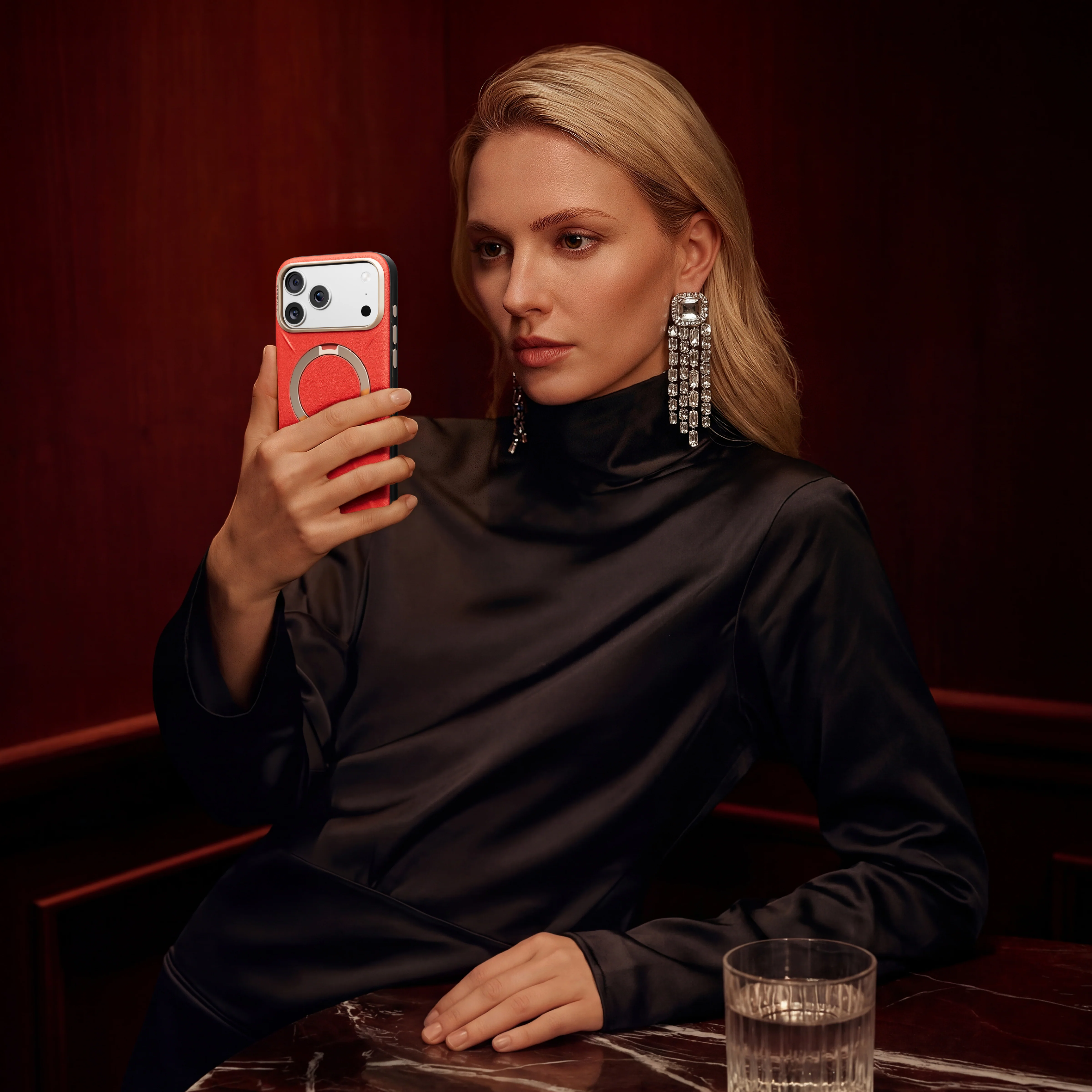 Ostand Q3 Vegskin Red Edition for iPhone 17 - Image 6